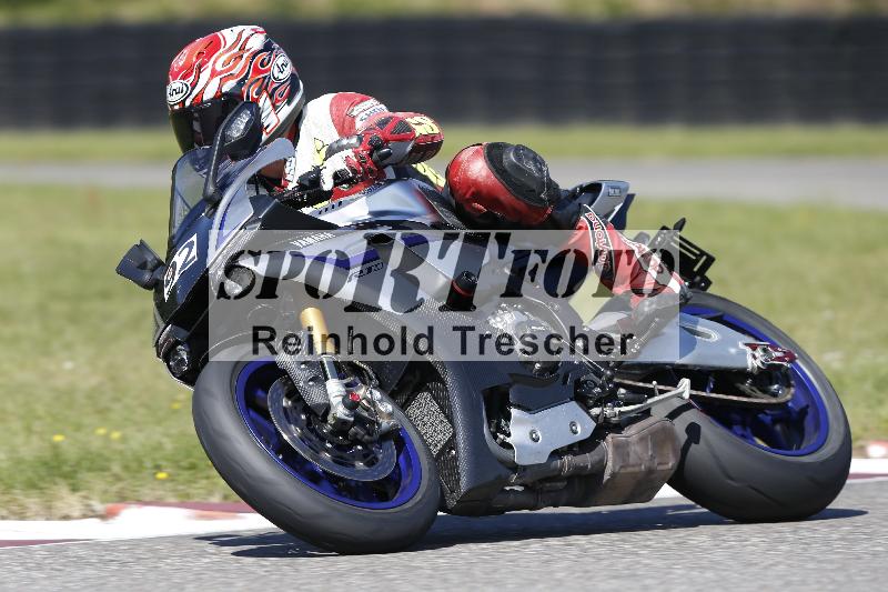 Archiv-2025/48 25.08.2025 Cornu Master School ADR/rot-rouge/92